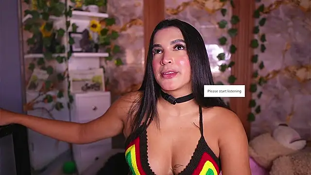 zoey-fox online show from April 18, 12:36 am