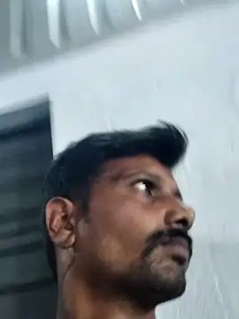 Snapshot of Tamildickxxx chatting on February 7, 8:51 am Tamildickxxx online show from February 7, 8:51 am