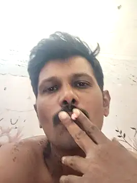 Snapshot of Tamildickxxx chatting on February 12, 7:36 am Tamildickxxx online show from February 12, 7:36 am