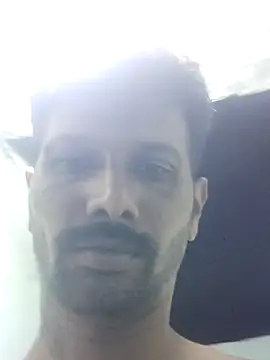 Snapshot of Tamildickxxx chatting on March 14, 4:45 pm Tamildickxxx online show from March 14, 4:45 pm