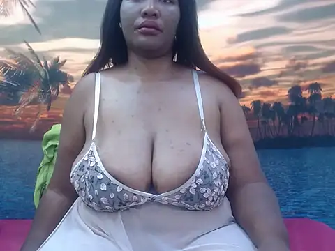 chubbydoll122 online show from May 25, 1:22 am