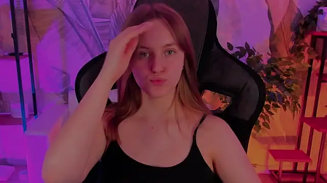 KellyPoter online show from February 14, 11:10 am