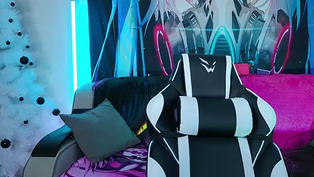 Aurora Natsuki online show from December 16, 11:37 am