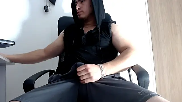 dragon1006 online show from February 23, 4:46 pm