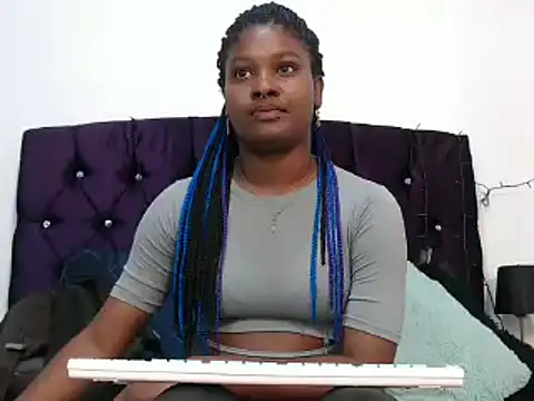 Snapshot of Hanna_Fox_69 chatting on January 8, 3:19 am Hanna Fox 69 online show from January 8, 3:19 am