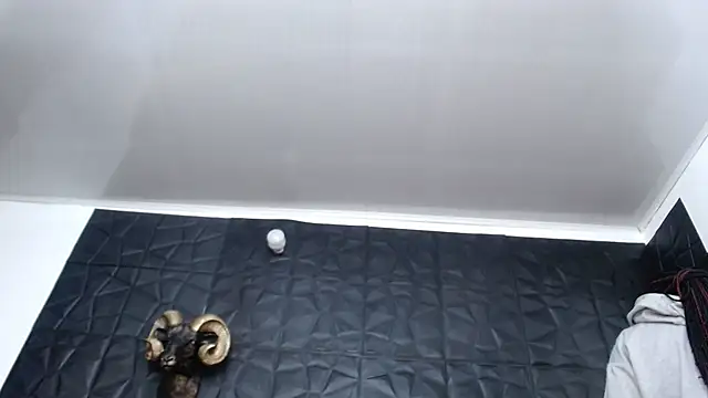 Hanna Fox 69 online show from November 27, 7:10 am