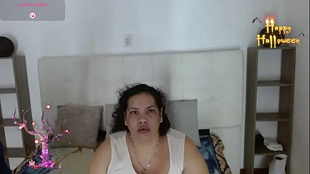 Snapshot of Candy_and_Jh0n chatting on October 29, 3:20 am Candy and Jh0n online show from October 29, 3:20 am