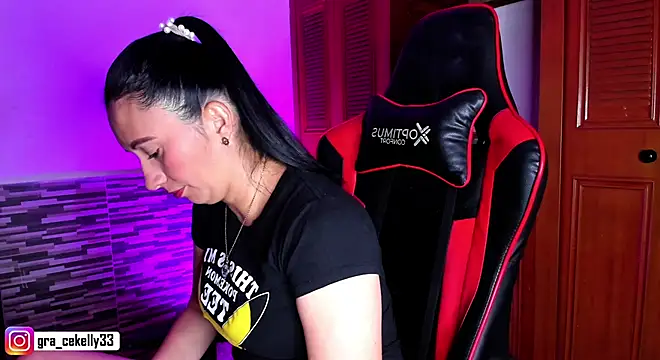 gracekelly12 online show from January 22, 7:34 pm