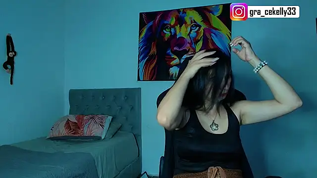 gracekelly12 online show from February 11, 7:38 pm