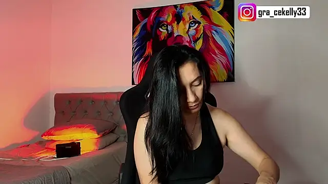 gracekelly12 online show from February 17, 10:03 pm