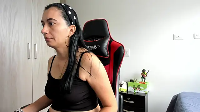 gracekelly12 online show from September 12, 2:28 pm