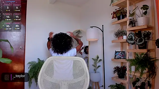 Johaphyton online show from December 3, 7:11 pm