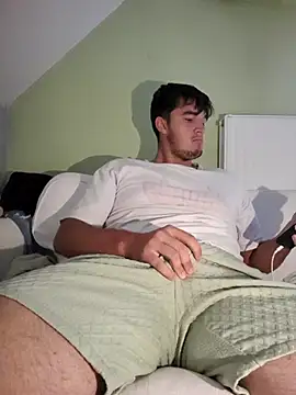 Snapshot of Tim67_12 chatting on September 12, 6:13 am Tim67 12 online show from September 12, 6:13 am