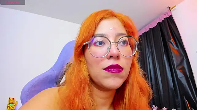 Snapshot of _Moon_Johnson chatting on February 10, 12:48 am Moon Johnson online show from February 10, 12:48 am