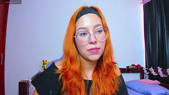 Snapshot of _Moon_Johnson chatting on March 15, 9:43 pm Moon Johnson online show from March 15, 9:43 pm