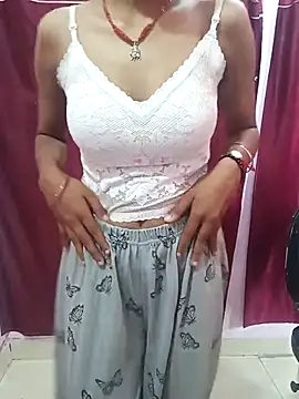 gulabo-Queen online show from September 21, 6:04 am