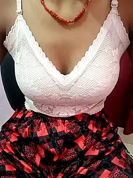 gulabo-Queen online show from September 24, 9:34 am