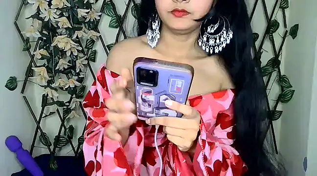 Snapshot of SUZY_FROMUS chatting on February 15, 2:55 pm SUZY FROMUS online show from February 15, 2:55 pm