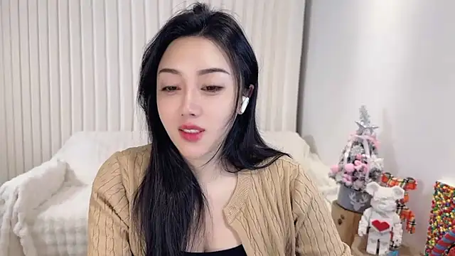 Snapshot of K-moumou chatting on February 13, 5:01 pm K-moumou online show from February 13, 5:01 pm