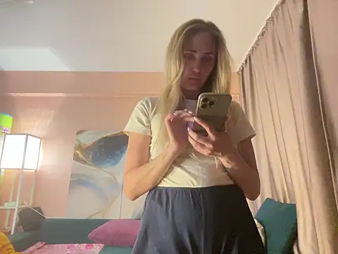 -Cherry-lady- online show from February 10, 10:09 pm