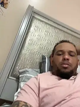 Snapshot of kelin17 chatting on March 22, 4:47 pm kelin17 online show from March 22, 4:47 pm