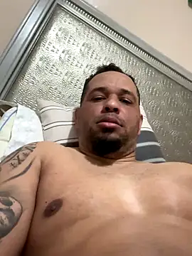 Snapshot of kelin17 chatting on January 8, 10:50 am kelin17 online show from January 8, 10:50 am