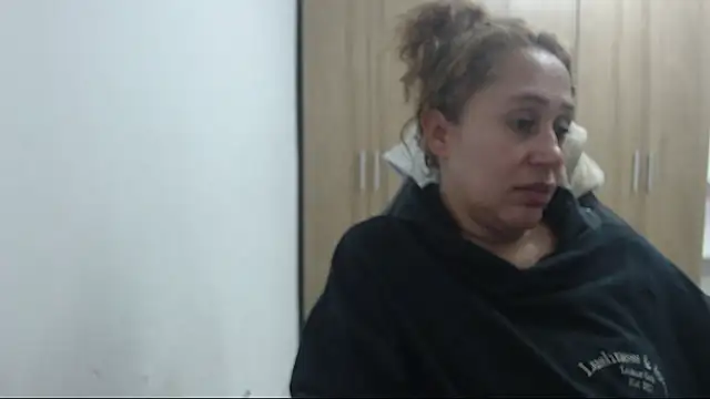 Snapshot of RoxanaLove9 chatting on September 29, 4:28 am RoxanaLove9 online show from September 29, 4:28 am