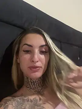 hotskinny1 online show from March 2, 5:58 pm