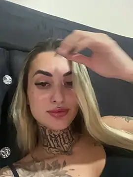 hotskinny1 online show from March 21, 10:06 pm