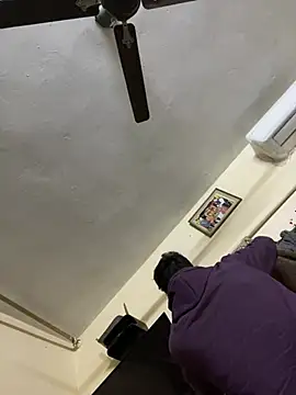 Zzz38io online show from December 17, 12:00 pm