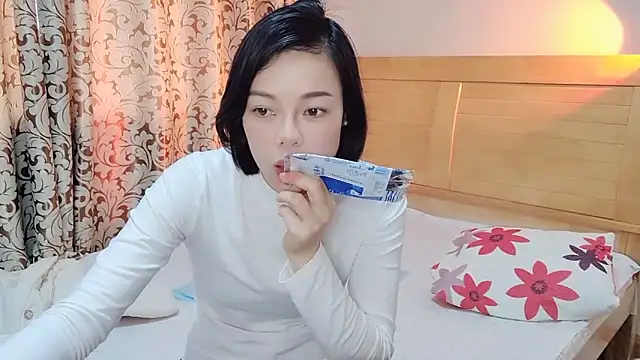 Linda-LL online show from March 1, 5:52 am