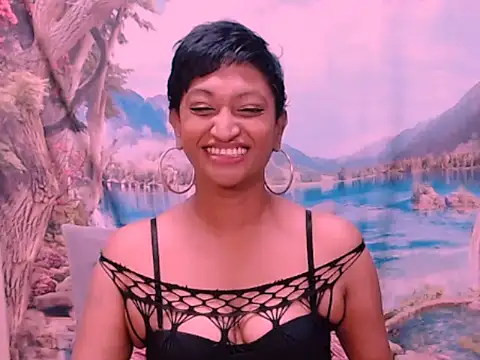 Snapshot of indianspicey chatting on January 15, 10:38 am indianspicey online show from January 15, 10:38 am