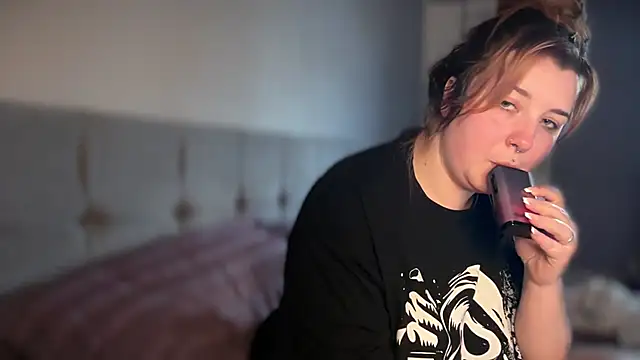 Curvy Rosie99 online show from April 16, 3:57 pm