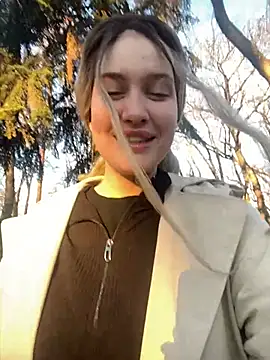 KikiWatson online show from January 3, 5:39 am