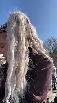 KikiWatson online show from March 12, 7:58 am