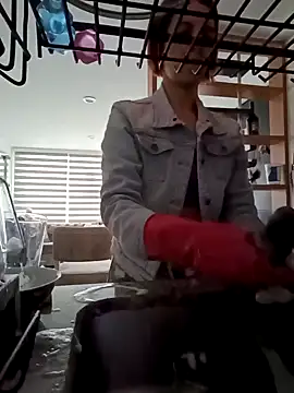 Snapshot of your_red_rose_ chatting on December 28, 8:36 pm your red rose online show from December 28, 8:36 pm