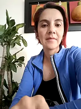 Snapshot of your_red_rose_ chatting on January 11, 5:40 pm your red rose online show from January 11, 5:40 pm