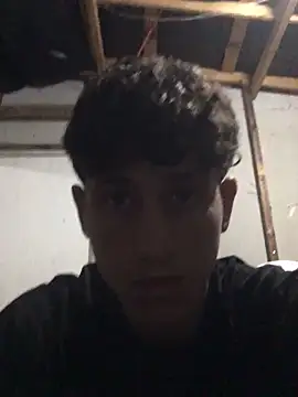 Snapshot of LatinBoysxxx chatting on February 18, 1:34 am LatinBoysxxx online show from February 18, 1:34 am