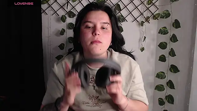 Snapshot of Nika_1_ chatting on May 24, 1:21 am Nika 1 online show from May 24, 1:21 am