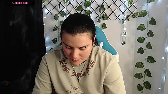 Snapshot of Nika_1_ chatting on May 25, 12:27 am Nika 1 online show from May 25, 12:27 am