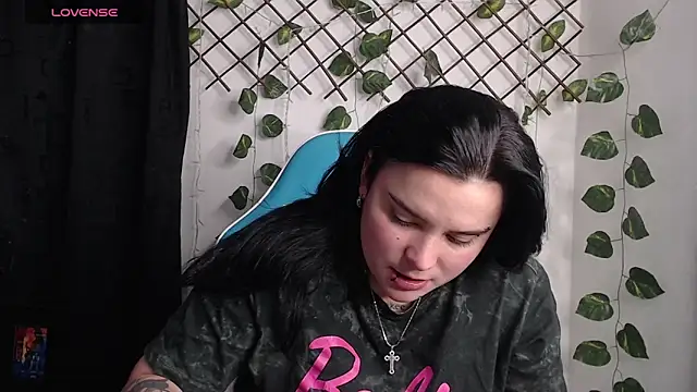 Snapshot of Nika_1_ chatting on May 28, 3:04 am Nika 1 online show from May 28, 3:04 am