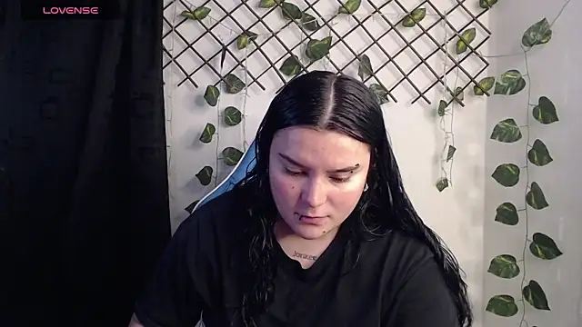 Snapshot of Nika_1_ chatting on June 5, 1:01 am Nika 1 online show from June 5, 1:01 am