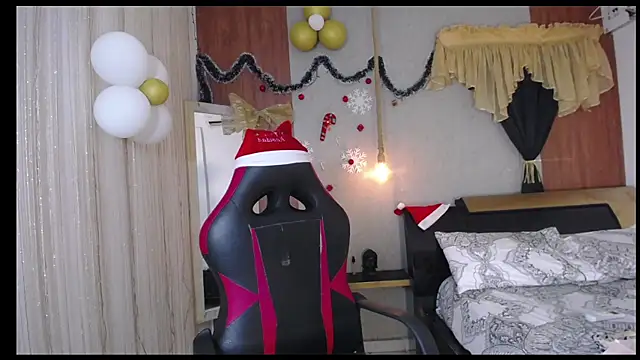 hera divine online show from December 20, 6:15 pm