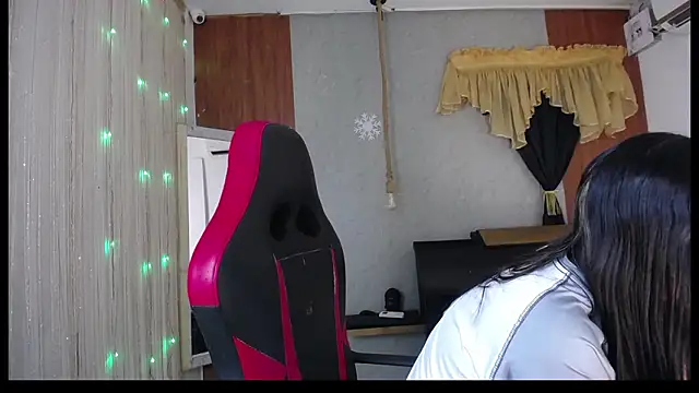 hera divine online show from February 4, 10:47 pm