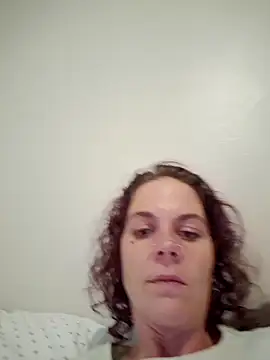 thatonespicychick online show from December 6, 5:55 pm