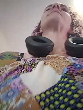 thatonespicychick online show from December 23, 6:16 pm