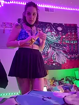 thatonespicychick online show from January 22, 8:18 am