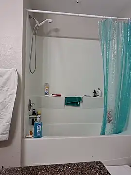 thatonespicychick online show from March 21, 4:40 pm