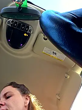 thatonespicychick online show from September 9, 2:05 pm