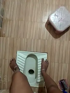 Snapshot of sneha_telugu_girl chatting on February 22, 7:56 am sneha telugu girl online show from February 22, 7:56 am